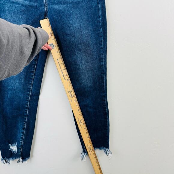 Judy Blue Slim Fit Straight Leg Cropped Ankle Jeans Women’s Size 26 - Picture 4 of 8